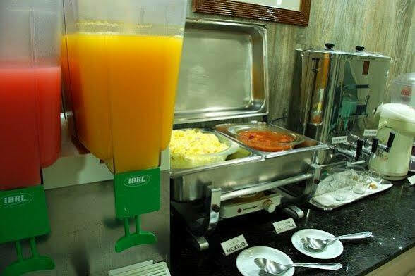 Santa Mônica Palace Hotel Corumbá Esterno foto